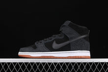Cargar imagen en el visor de la galería, Dunk High Premium SB QS Black Black-White-Gm Med Brown 313171-075