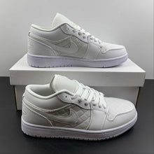 Cargar imagen en el visor de la galería, Air Jordan 1 Low Quil Ted White White DB6480-100
