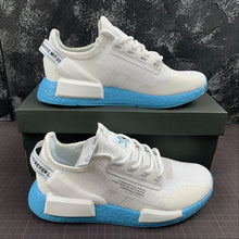 Cargar imagen en el visor de la galería, Adidas NMD R1 V2 White Blue FX3901