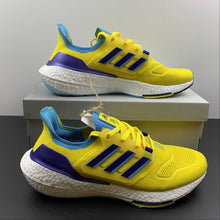 Cargar imagen en el visor de la galería, Adidas UltraBoost 22 Yellow Legind Skyrus