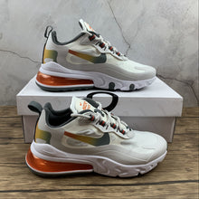 Cargar imagen en el visor de la galería, Air Max 270 React SE Summit White Metallic Gold CD6615-100