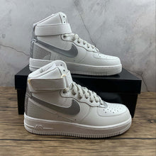 Cargar imagen en el visor de la galería, Air Force 1 High 07 LV8 3M Summit White Metallic Silver CU4159-100