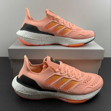 Cargar imagen en el visor de la galería, Adidas UltraBoost 22 Coral Pink White GX8037