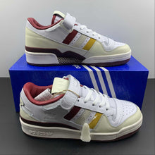 Cargar imagen en el visor de la galería, Adidas Forum 84 Low White Off White Burgundy HR1525