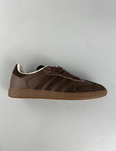 Cargar imagen en el visor de la galería, Adidas Samba Brown Brown Off White FZ5602