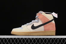 Cargar imagen en el visor de la galería, SB Dunk High Pro Spectrum Particle Grey Black