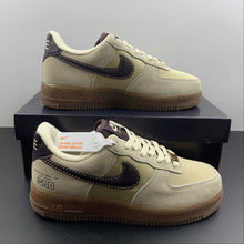 Cargar imagen en el visor de la galería, Air Force 1 07 LV8 “Coffee” Beach Mahogany-Grain DD5227-234