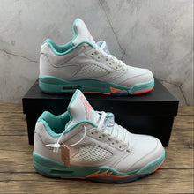 Cargar imagen en el visor de la galería, Air Jordan 5 Retro Low Light Aqua 440892-100