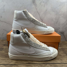 Cargar imagen en el visor de la galería, Blazer Mid 77 Vintage White Sail Platinum Tint