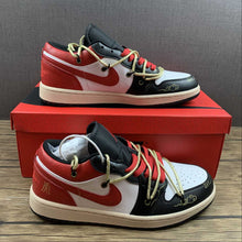Cargar imagen en el visor de la galería, Air Jordan 1 Low Black Siren Red White DC0774-004