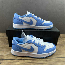 Cargar imagen en el visor de la galería, Air Jordan 1 Low OG University Blue DD9315-100