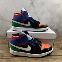 Cargar imagen en el visor de la galería, Air Jordan 1 Mid SE Black University Red CV5276-001