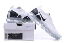 Cargar imagen en el visor de la galería, Air VaporMax Flyknit 2.0 White Black 942842-103