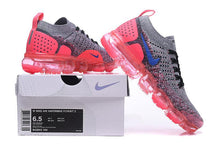 Cargar imagen en el visor de la galería, Air VaporMax Flyknit 2.0 Grey Pink Blue 942843-104