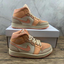 Cargar imagen en el visor de la galería, Air Jordan 1 Mid Atomic Orange Apricot Agate (2021) DH4270-800