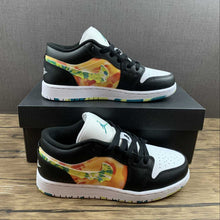 Cargar imagen en el visor de la galería, Air Jordan 1 Low SE (GS) Black White-Team Orange DJ6252-038
