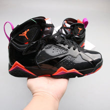 Cargar imagen en el visor de la galería, Air Jordan 7 Black Patent Leather