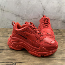 Cargar imagen en el visor de la galería, Balenciaga Triple S All Over Logo Red