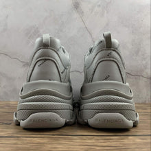 Cargar imagen en el visor de la galería, Balenciaga Triple S Grey All Over Logo