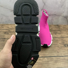 Cargar imagen en el visor de la galería, Balenciaga Triple Speed Rosa