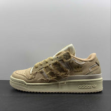 Cargar imagen en el visor de la galería, Adidas Forum 84 Low Brown Beige