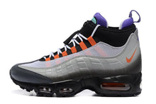 Cargar imagen en el visor de la galería, Air Max 95 Sneakerboot “What the” Grey Green 806809-078