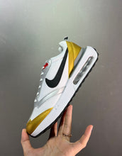 Cargar imagen en el visor de la galería, Air Max Dawn SE White Metallic Gold DJ6209-100