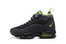 Cargar imagen en el visor de la galería, Air Max 95 Sneakerboot Black and Phosphorite Yellow 806809-003