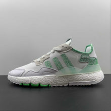 Cargar imagen en el visor de la galería, Adidas Nite Jogger White Green FW6715