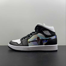 Cargar imagen en el visor de la galería, Air Jordan 1 Mid Black White DR9495-001