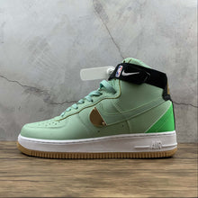 Cargar imagen en el visor de la galería, Air Force 1 High 07 LV8 Enamel Green Enamel Green CT2306-300