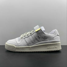 Cargar imagen en el visor de la galería, Adidas Forum 84 Low Crystal White HP5551