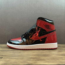 Cargar imagen en el visor de la galería, Air Jordan 1 Retro High OG Bred Patent Black White-Varsity Red (2021) 555088-063
