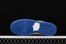 Cargar imagen en el visor de la galería, SB Dunk Low Pro PRM White Blue Black 304242-304