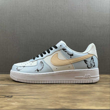Cargar imagen en el visor de la galería, Air Force 1 07 SU19 “Butterflies” Gray Gold Colour