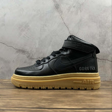 Cargar imagen en el visor de la galería, Air Force 1 GORE-TEX BOOT Black Anthracite-Gum Medium Brown CT2815-001