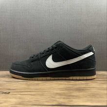 Cargar imagen en el visor de la galería, SB Dunk Low PRO “Fog” Black Cool Grey-Black-Black BQ6817-010