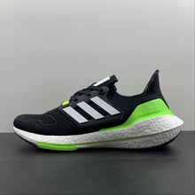 Cargar imagen en el visor de la galería, Adidas UltraBoost 22 Black White Green GX6640