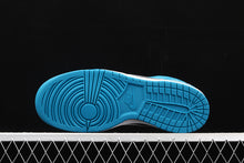 Cargar imagen en el visor de la galería, Dunk High Pro SB Black White Blue Deep