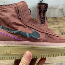 Cargar imagen en el visor de la galería, Air Force 1 Shell Dark Pony Burgundy Ash BQ6096-200