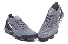 Cargar imagen en el visor de la galería, Air VaporMax Flyknit 2.0 Dark Grey Black 942842-502