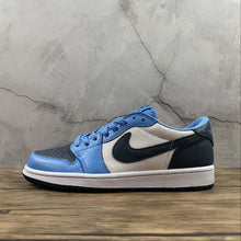 Cargar imagen en el visor de la galería, Air Jordan 1 Low Dk Blue CZ0356-200