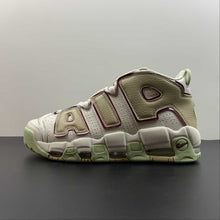 Cargar imagen en el visor de la galería, Air More Uptempo Light Bone Dark Beetroot DX8955-001