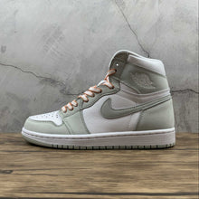 Cargar imagen en el visor de la galería, Air Jordan 1 Retro High OG White Sea Foam (2021) CD0461-002