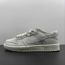 Cargar imagen en el visor de la galería, SB Zoom Dunk Low Pro Decon Decon Light Bone AA4275-001