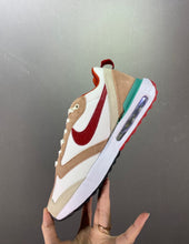 Cargar imagen en el visor de la galería, Air Max Dawn Gym Red Sanddrift DQ4976-161