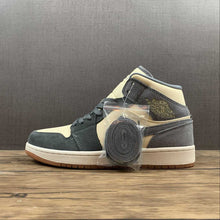 Cargar imagen en el visor de la galería, Air Jordan 1 Mid SE Coconut Milk Coconut Milk (2021) DN4281-100