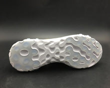 Cargar imagen en el visor de la galería, React Element 87 White Cream Red