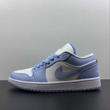Cargar imagen en el visor de la galería, Air Jordan 1 Low White Blue DC0774-141