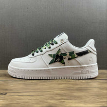 Cargar imagen en el visor de la galería, BAPE STA White Green Camouflage